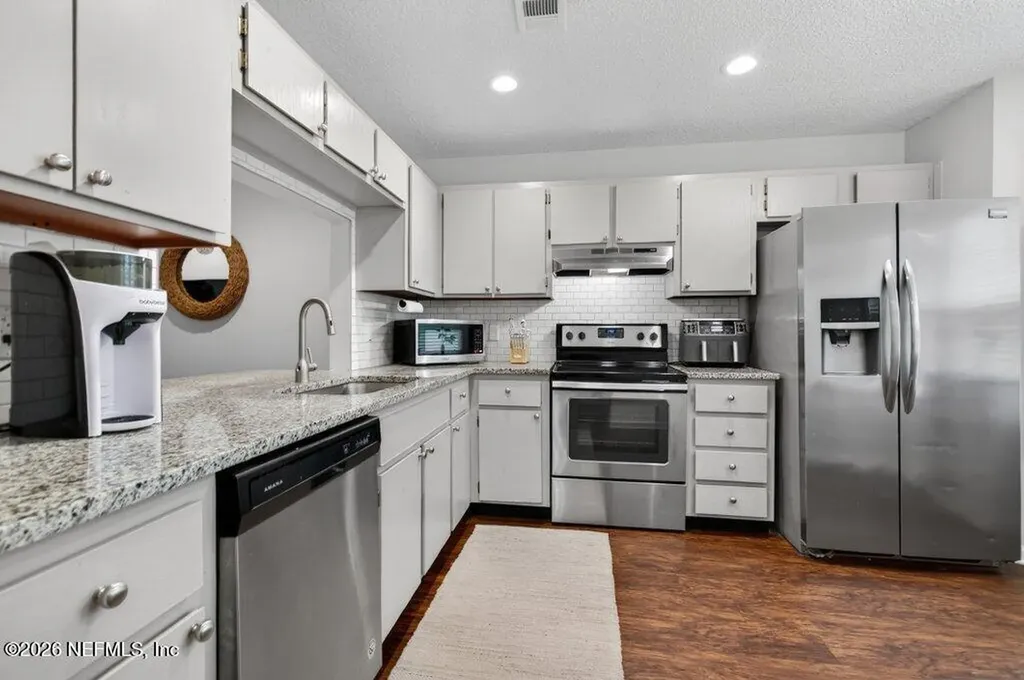 1395 Munson Cove Drive Jacksonville FL 32233