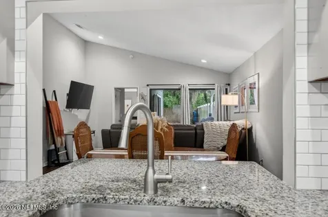 1395 Munson Cove Drive Jacksonville FL 32233
