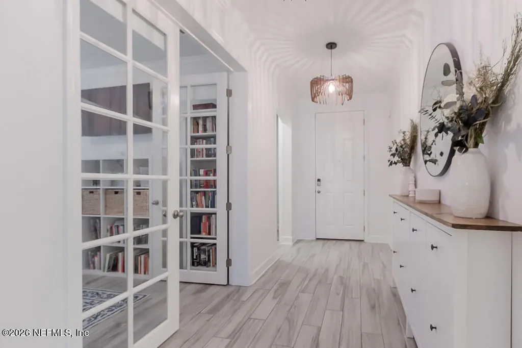 575 Park Lake Drive Ponte Vedra FL 32081