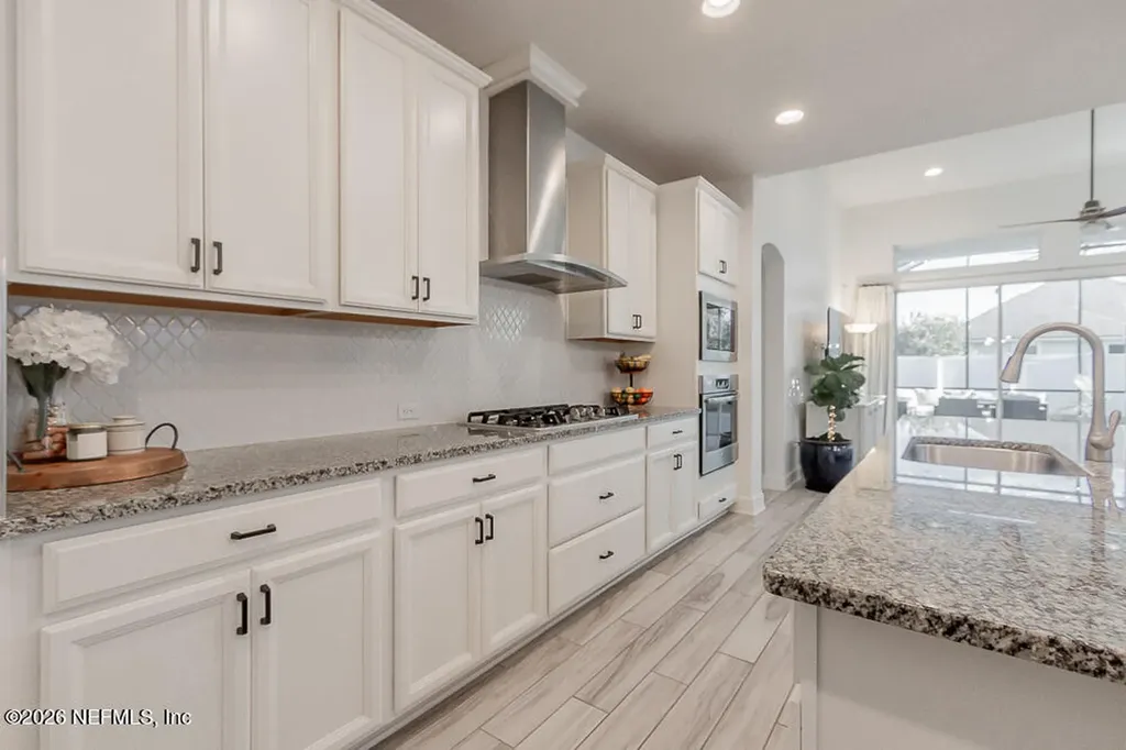 575 Park Lake Drive Ponte Vedra FL 32081