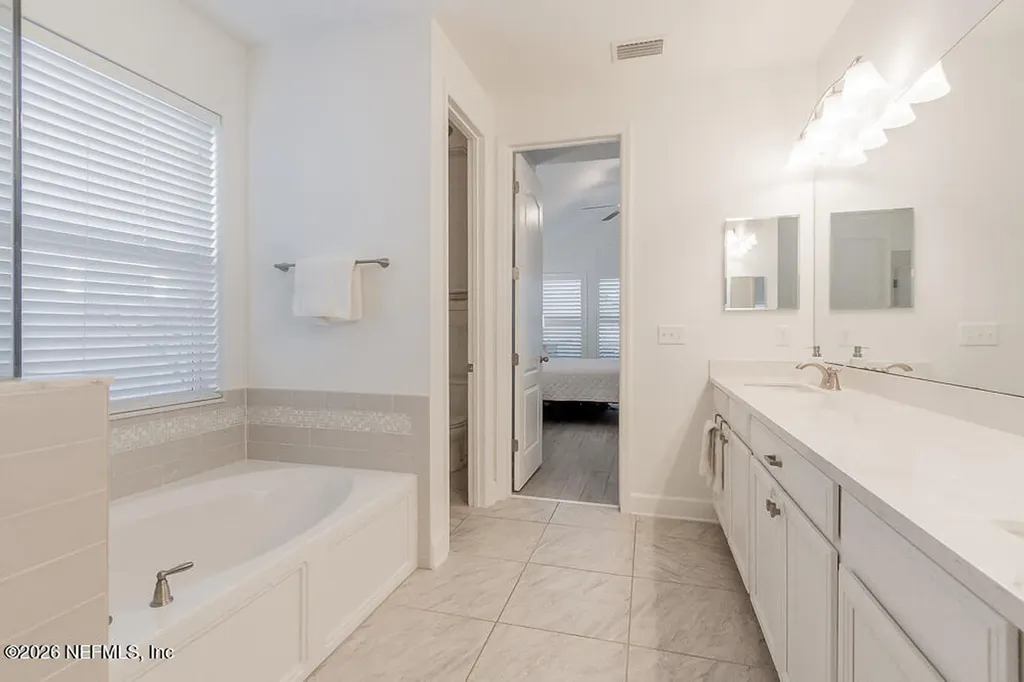 575 Park Lake Drive Ponte Vedra FL 32081