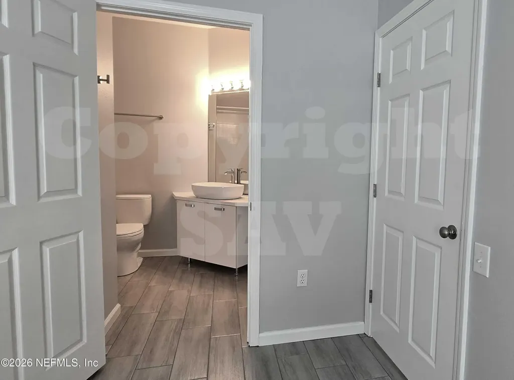 10550 Baymeadows Road Jacksonville FL 32256