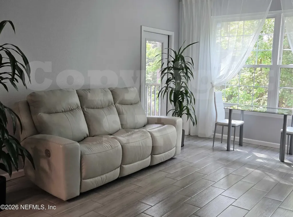 10550 Baymeadows Road Jacksonville FL 32256