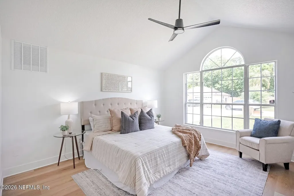 12570 Long Lake Court Jacksonville FL 32225