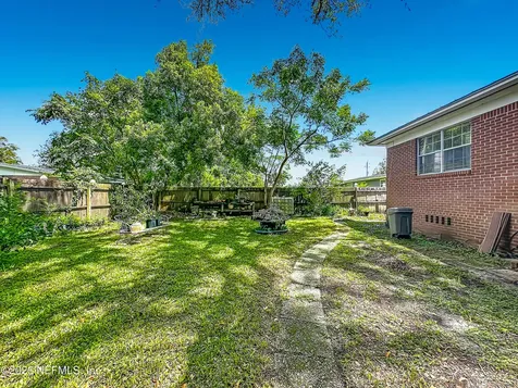 7410 Pineville Drive Jacksonville FL 32244
