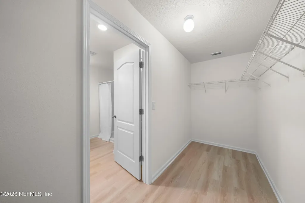 7736 Meadow Walk Lane Jacksonville FL 32256