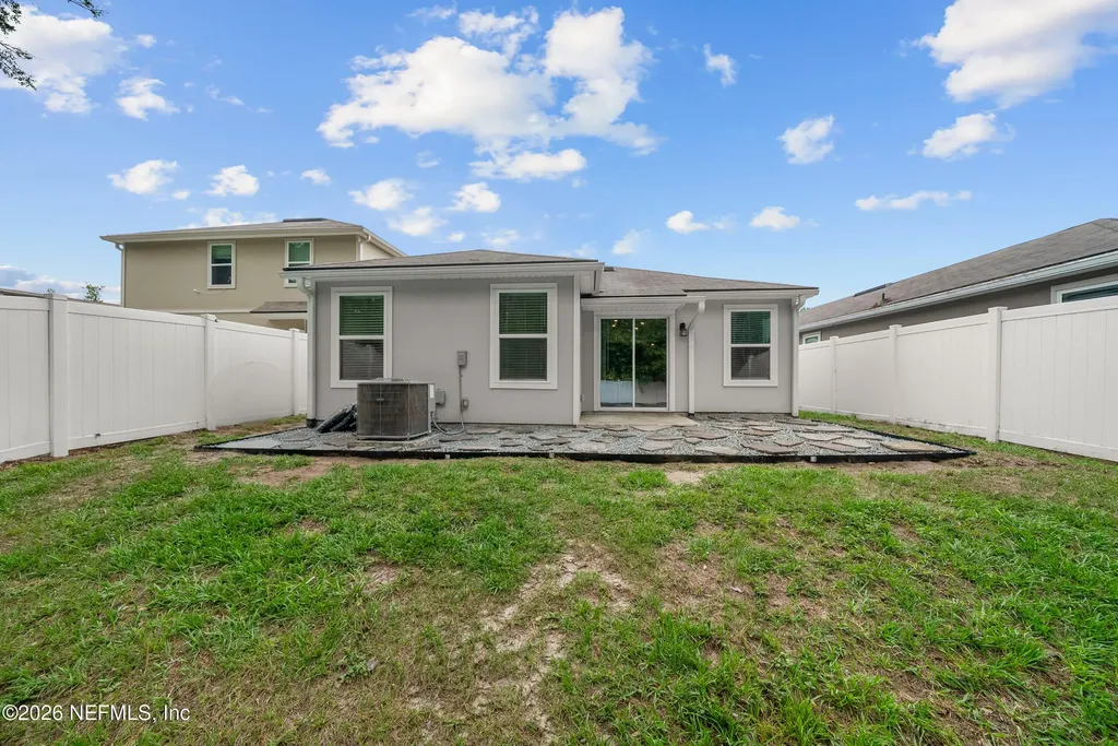 7736 Meadow Walk Lane Jacksonville FL 32256