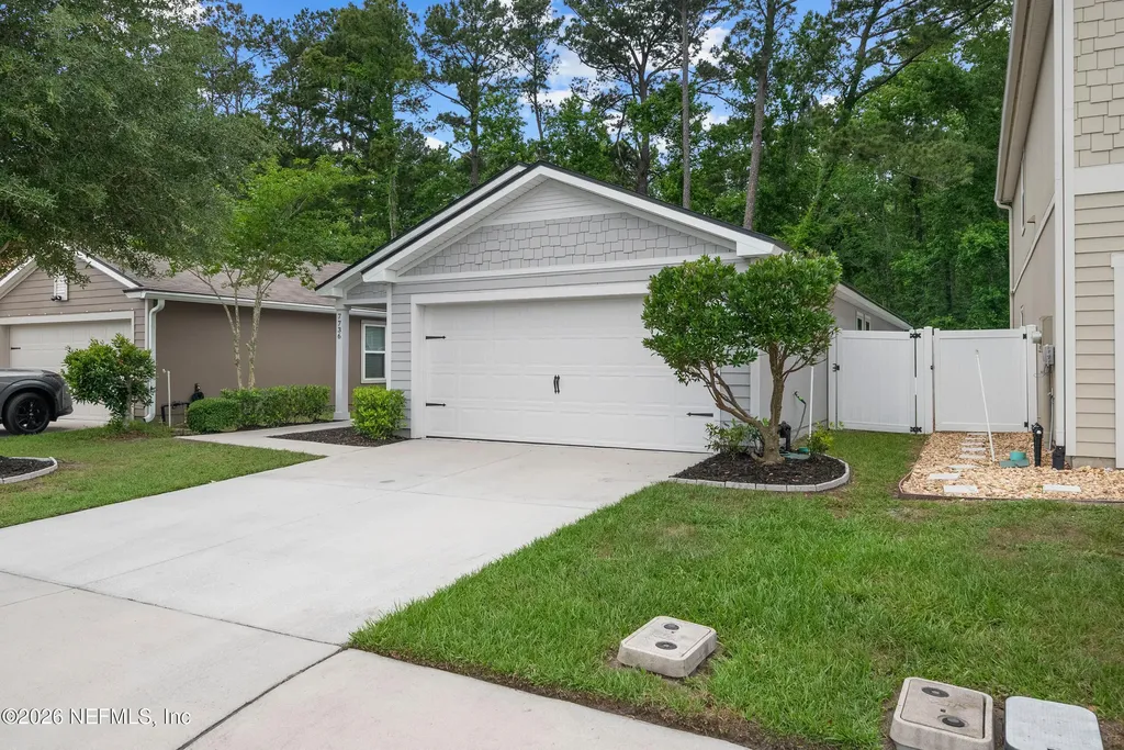7736 Meadow Walk Lane Jacksonville FL 32256