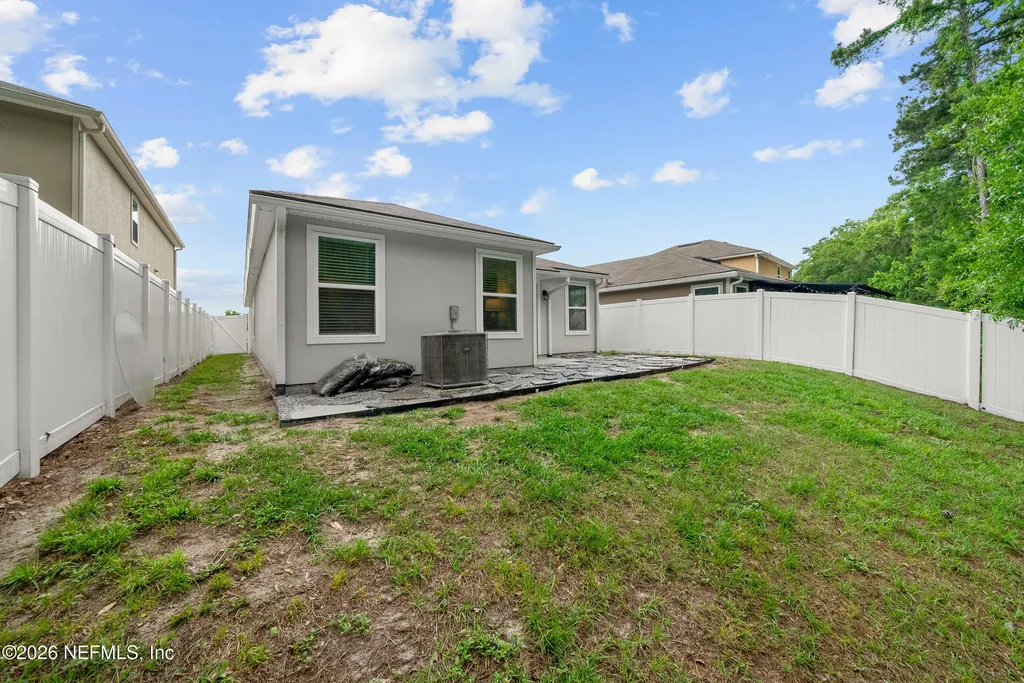 7736 Meadow Walk Lane Jacksonville FL 32256