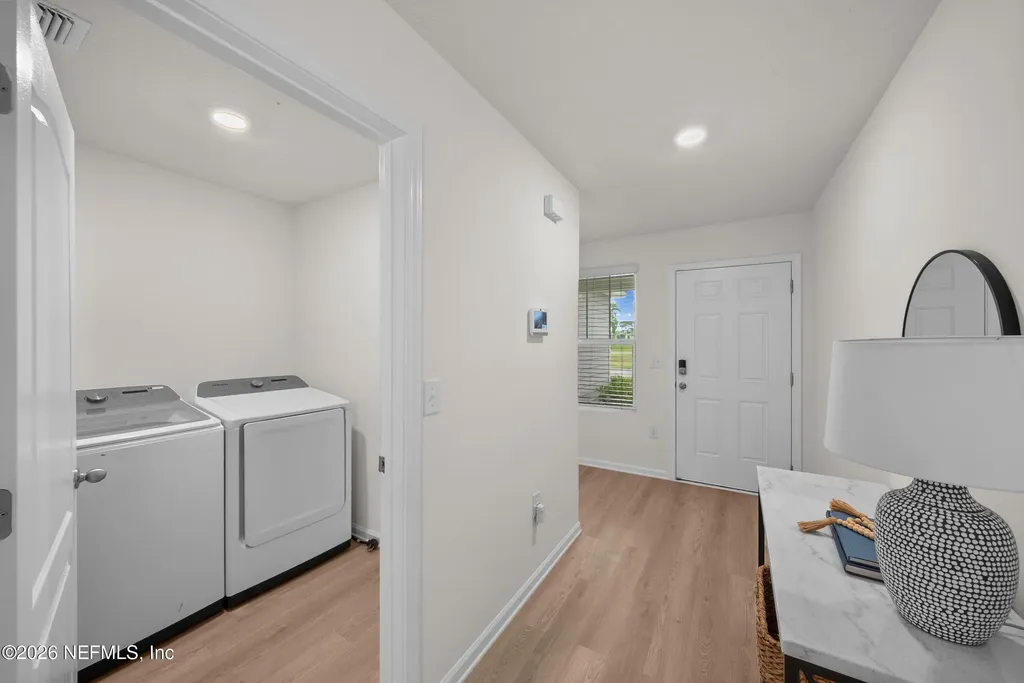 7736 Meadow Walk Lane Jacksonville FL 32256