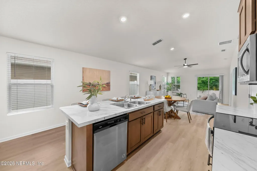 7736 Meadow Walk Lane Jacksonville FL 32256