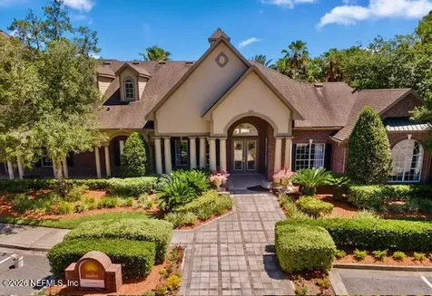 7800 Point Meadows Drive Jacksonville FL 32256