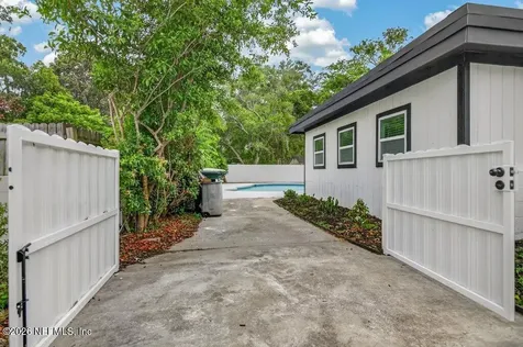 536 Sapelo Road Jacksonville FL 32216