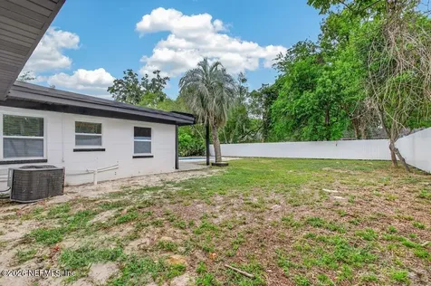 536 Sapelo Road Jacksonville FL 32216