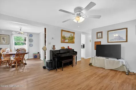 2205 Thorp Road Green Cove Springs FL 32043