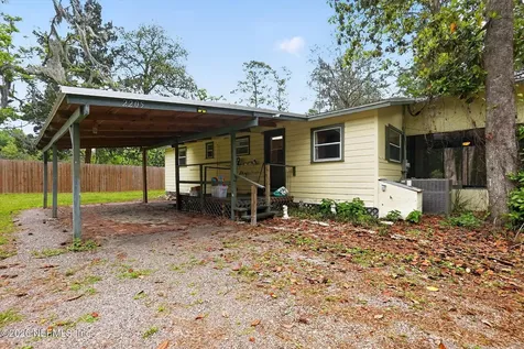 2205 Thorp Road Green Cove Springs FL 32043