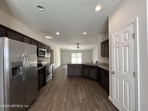 3460 Belfort Road Jacksonville FL 32216