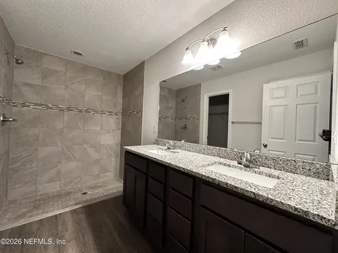3460 Belfort Road Jacksonville FL 32216