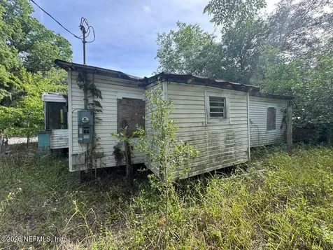 111 Cedar Avenue Palatka FL 32177