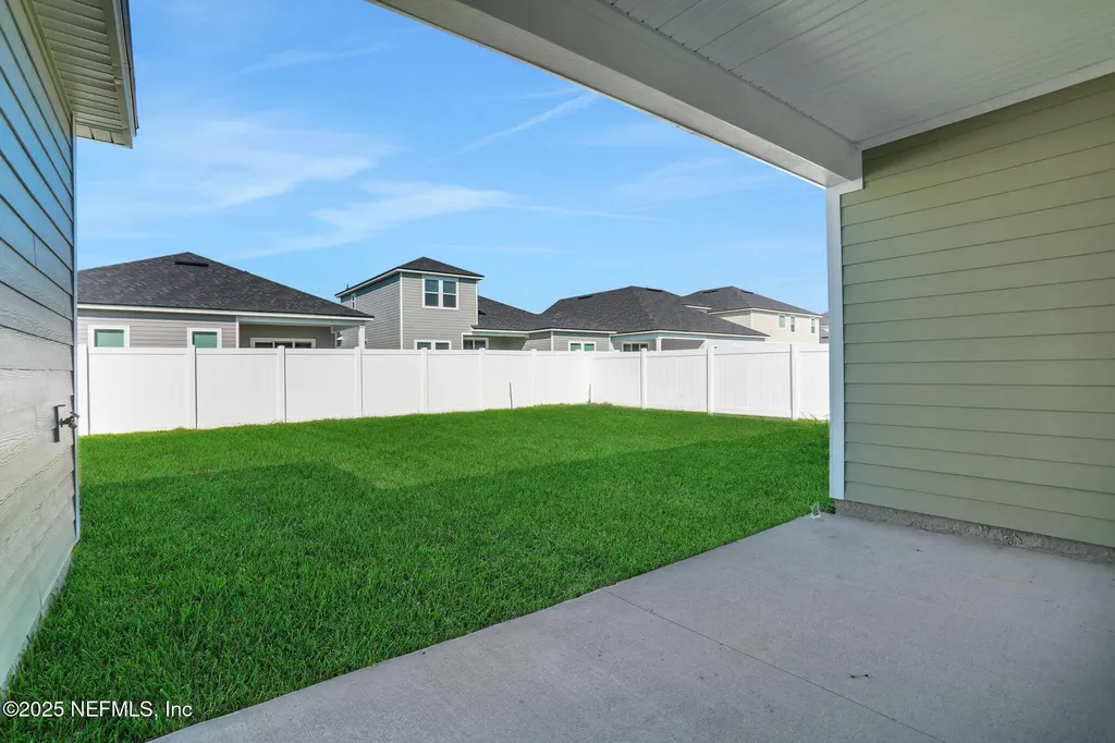 2226 Palisade Point Middleburg FL 32068