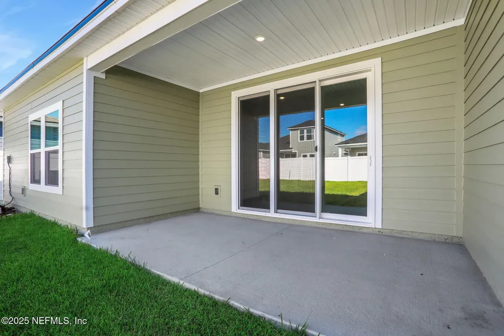 2226 Palisade Point Middleburg FL 32068
