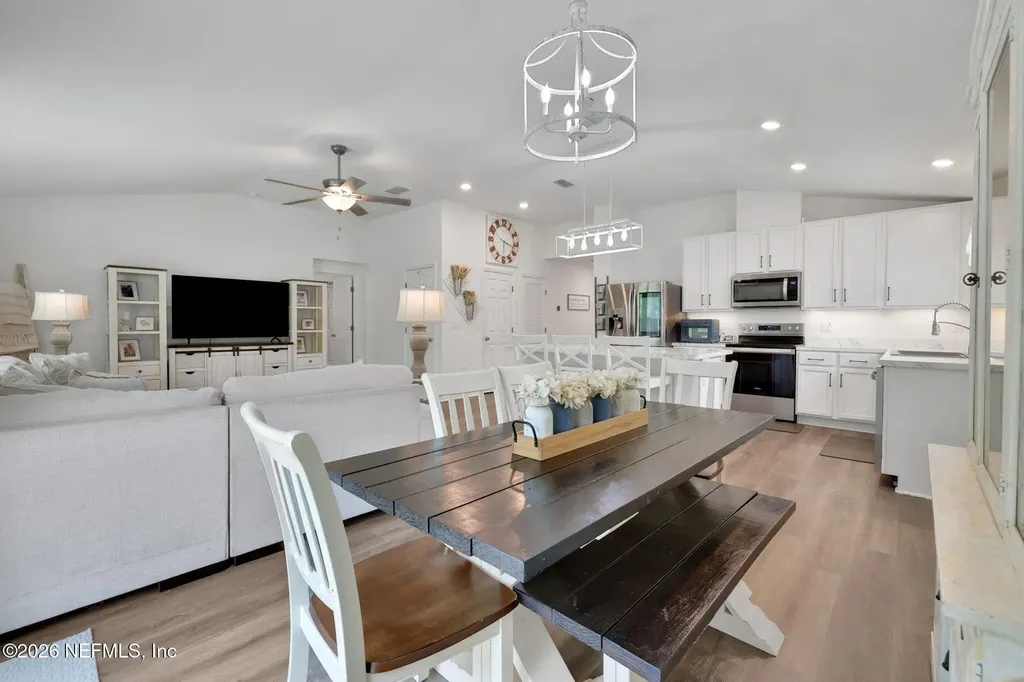 577 Wild Rose Lane Jacksonville FL 32218