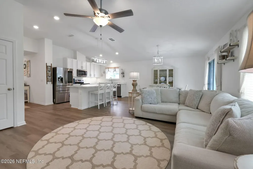 577 Wild Rose Lane Jacksonville FL 32218