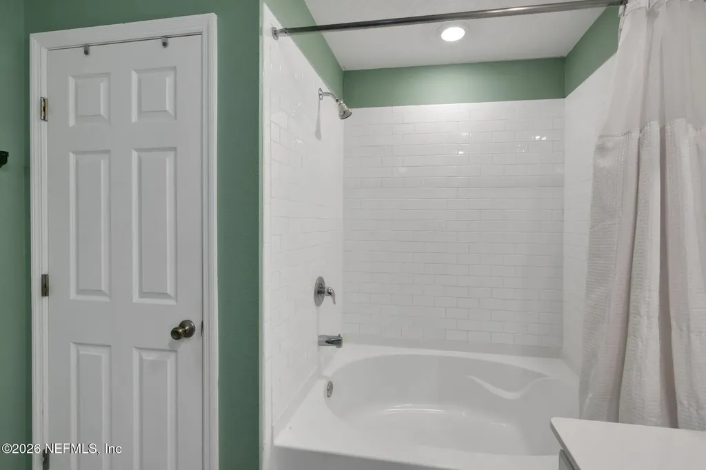 577 Wild Rose Lane Jacksonville FL 32218