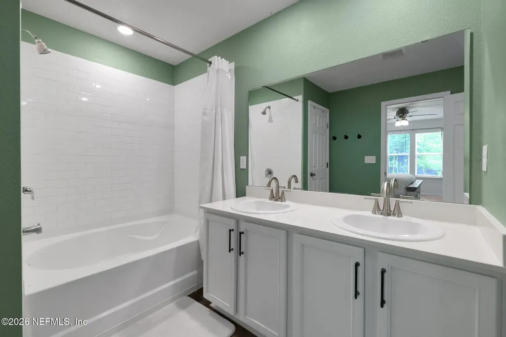577 Wild Rose Lane Jacksonville FL 32218