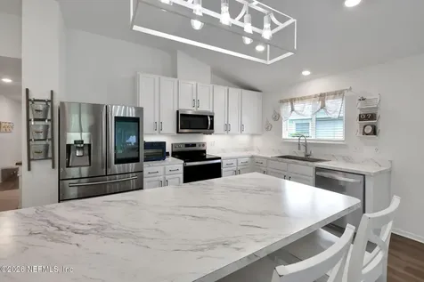 577 Wild Rose Lane Jacksonville FL 32218