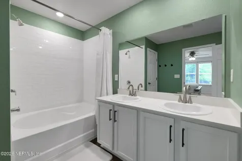 577 Wild Rose Lane Jacksonville FL 32218