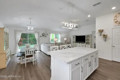 577 Wild Rose Lane Jacksonville FL 32218