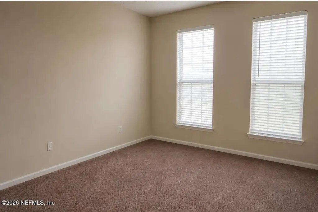 6188 Pettiford Drive W Jacksonville FL 32209