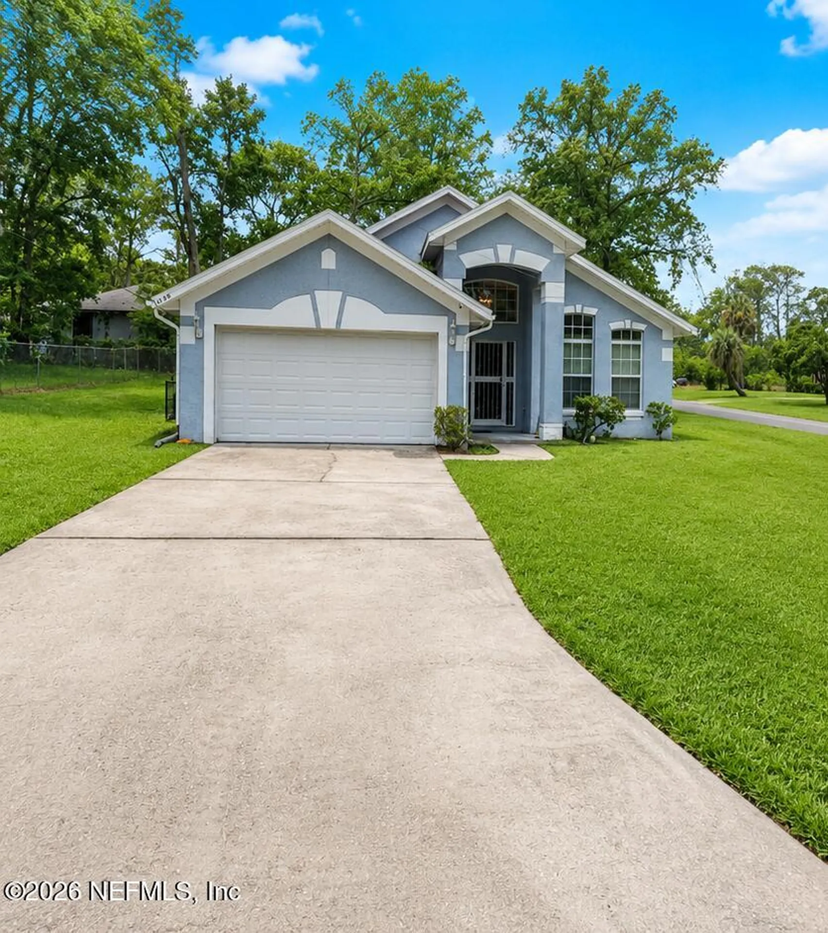 6188 Pettiford Drive W Jacksonville FL 32209