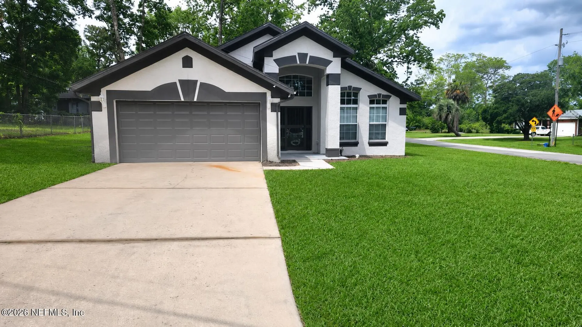 6188 Pettiford Drive W Jacksonville FL 32209