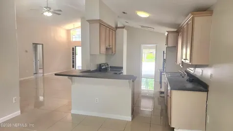6188 Pettiford Drive W Jacksonville FL 32209