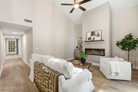 5534 Mariners Cove Drive Jacksonville FL 32210