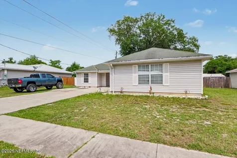 237 Mango Drive Palatka FL 32177