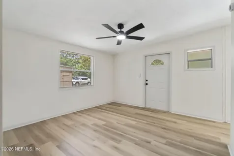 10471 Keuka Drive Jacksonville FL 32218