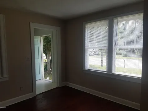 205 E 44th Street Jacksonville FL 32208