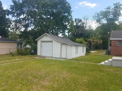 205 E 44th Street Jacksonville FL 32208