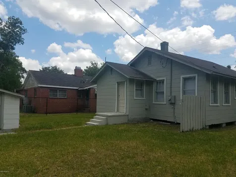 205 E 44th Street Jacksonville FL 32208