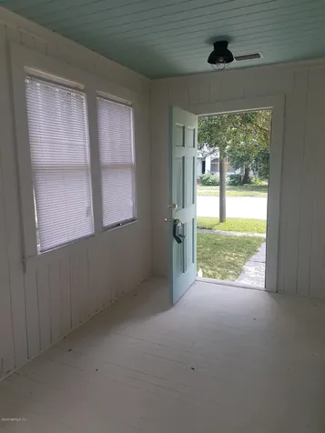 205 E 44th Street Jacksonville FL 32208