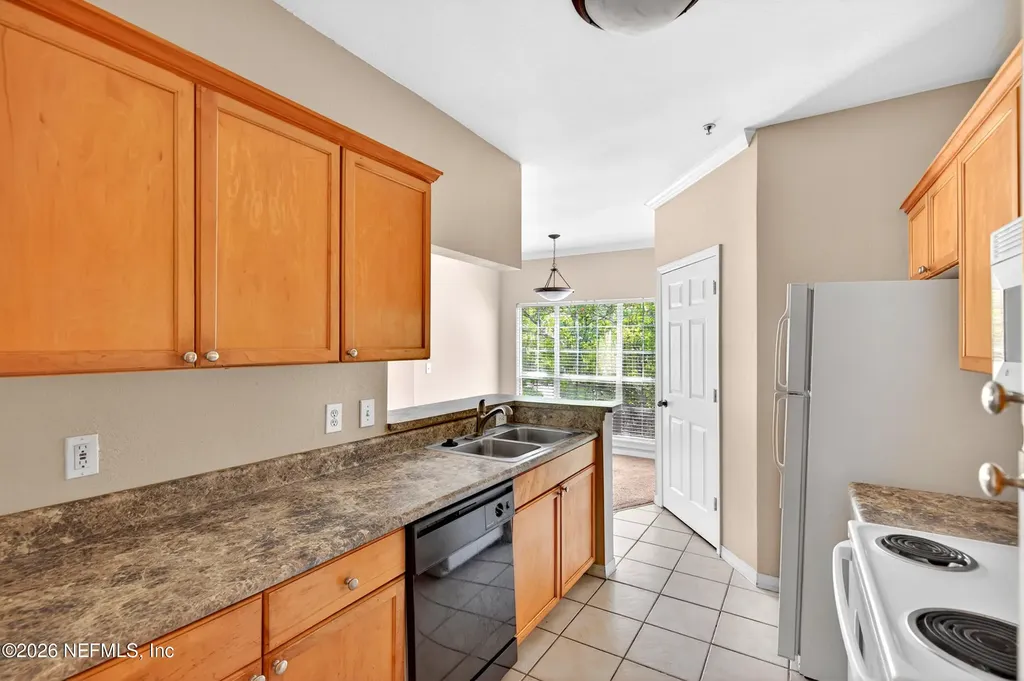 10961 Burnt Mill Road Jacksonville FL 32256
