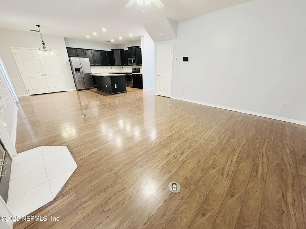 5950 Round Table Road Jacksonville FL 32254