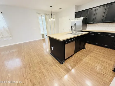 5950 Round Table Road Jacksonville FL 32254