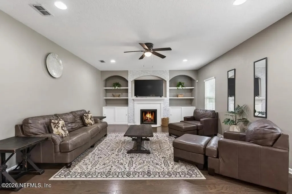 1027 Mayfair Creek Court Jacksonville FL 32218