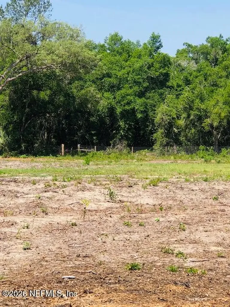 1551 State Road 100 Melrose FL 32666