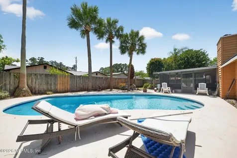 5522 Luella Street Jacksonville FL 32207
