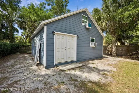 330 E 3rd Street Jacksonville FL 32206